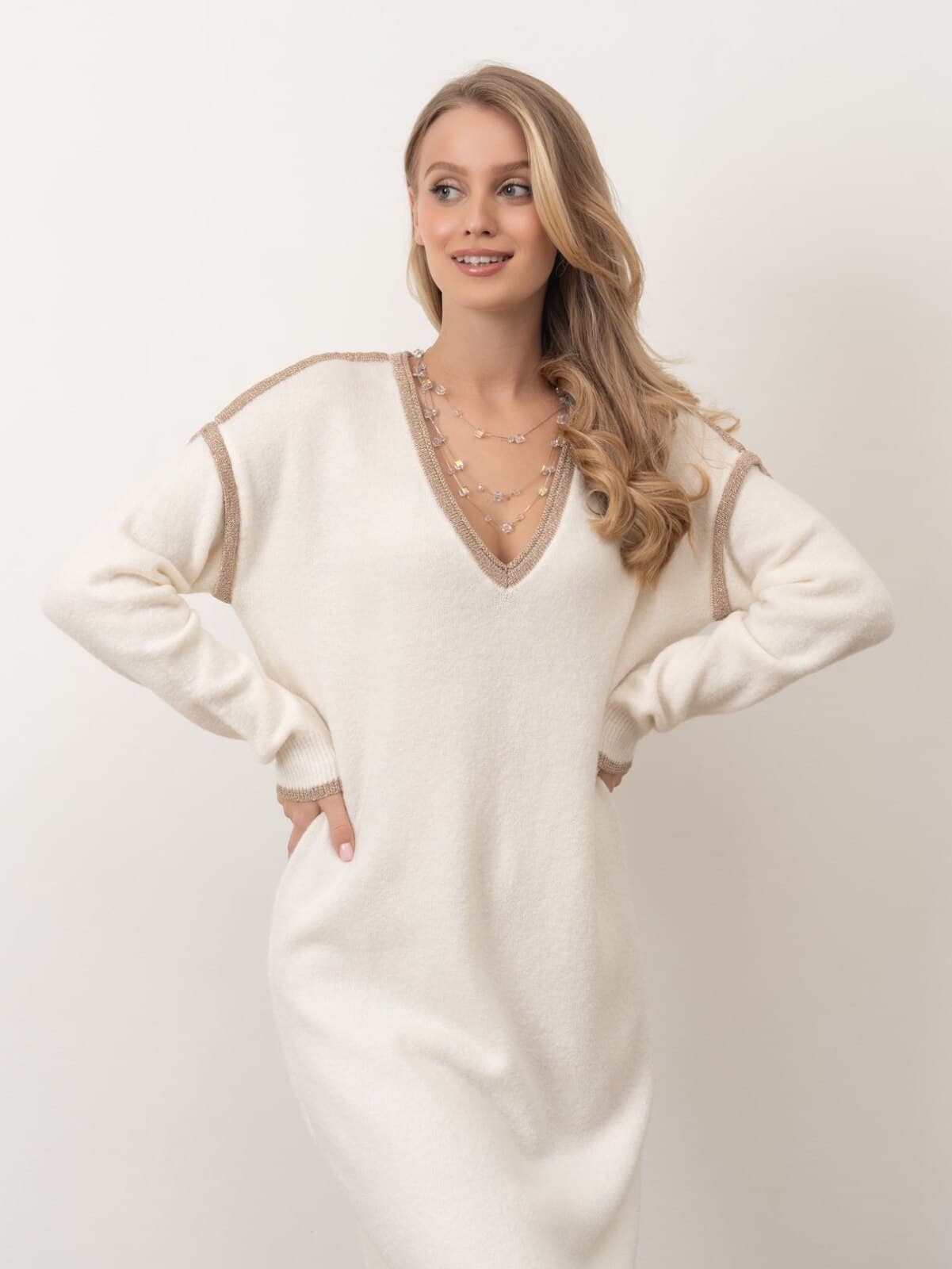 мягкое шерстяное платье