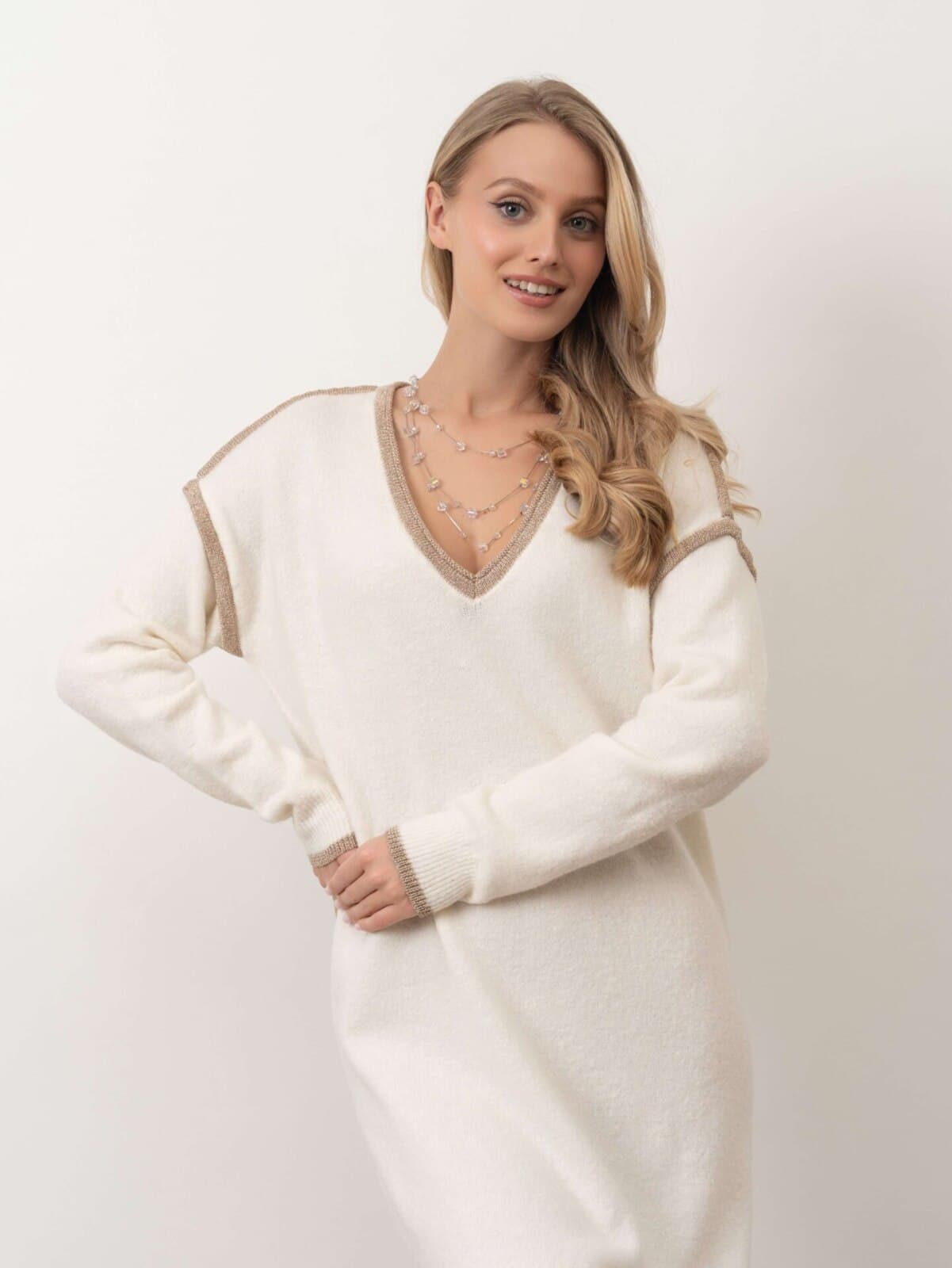 мягкое шерстяное платье