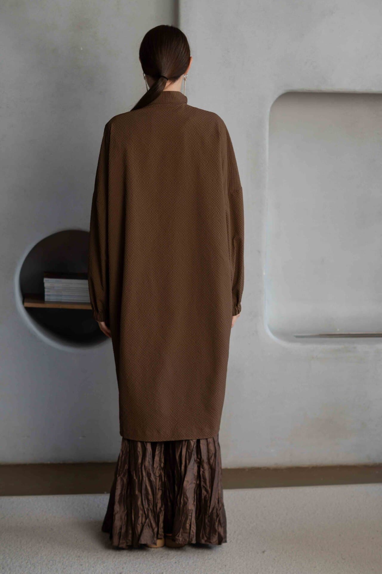 невесомый плащ из жатой ткани