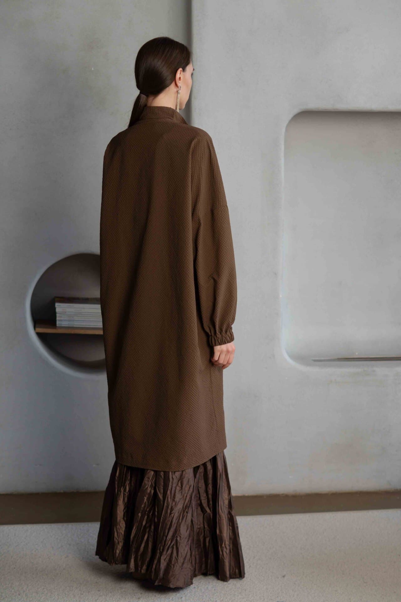 невесомый плащ из жатой ткани