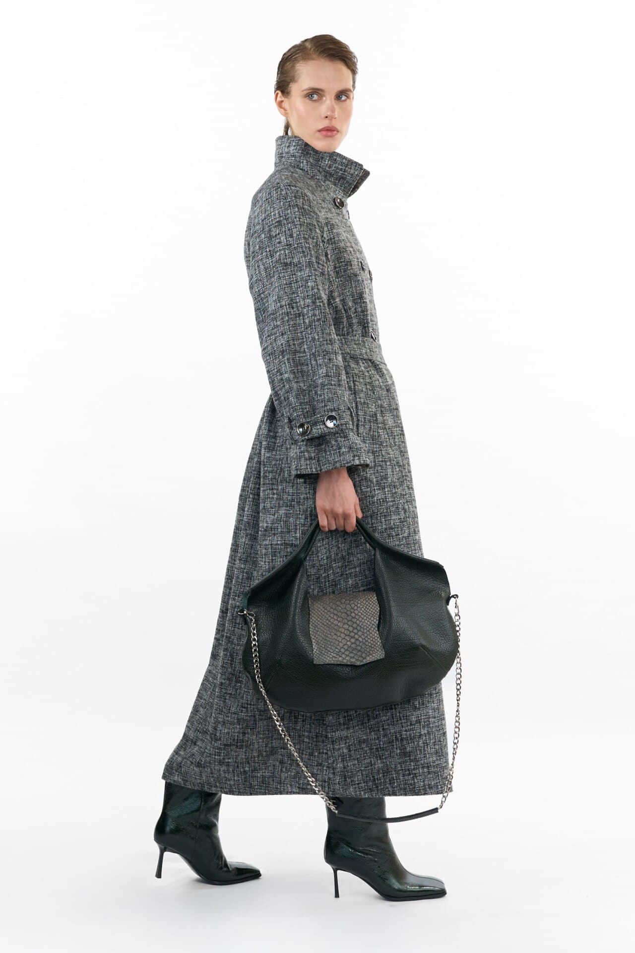 Пальто двубортное миди