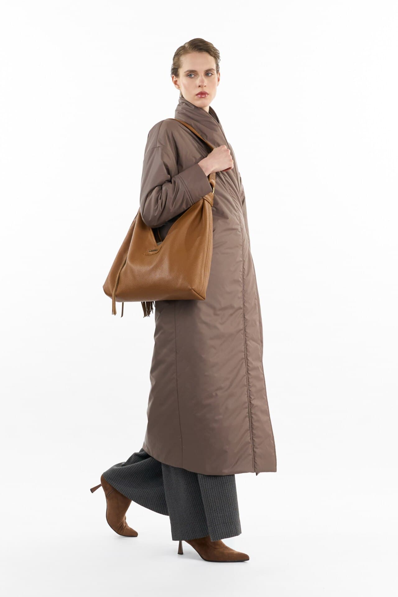 Плащ миди на запах с поясом на кольцах