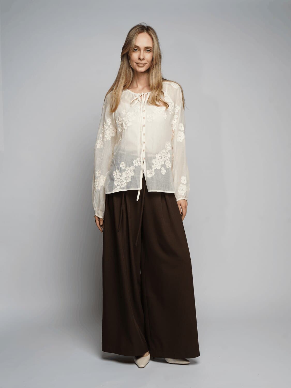 романтичная блуза из вискозы и шелка