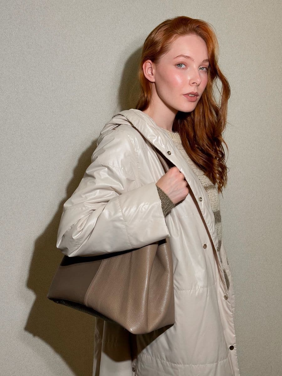 стеганое пальто макси с капюшоном