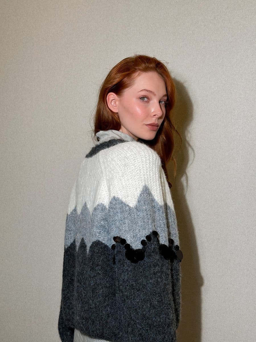 трехцветный кардиган