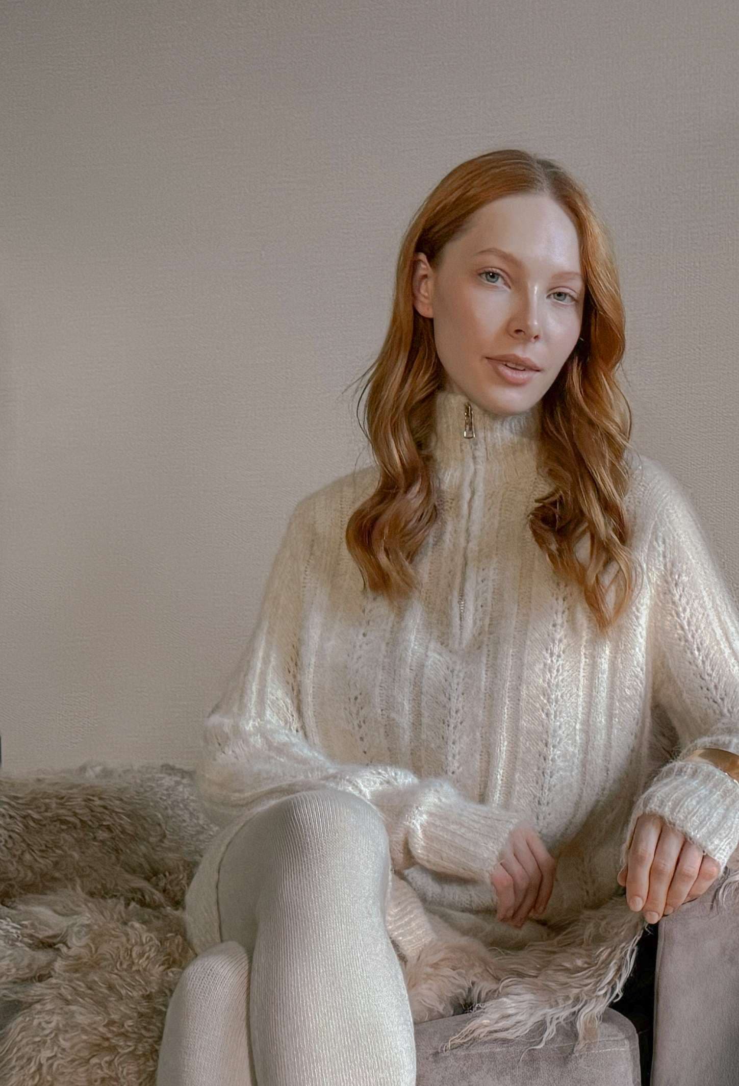 удлиненный джемпер фактурной вязки