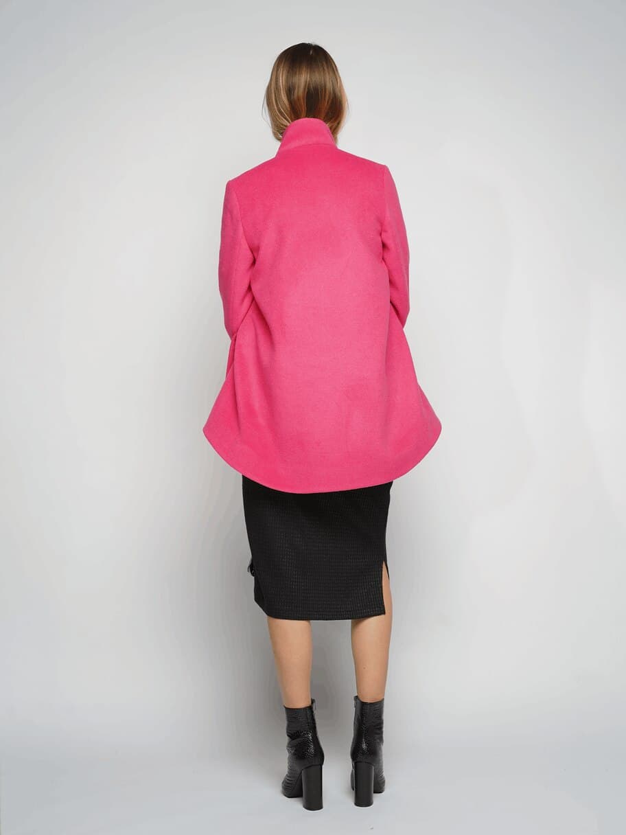 яркое полупальто из натуральной шерсти