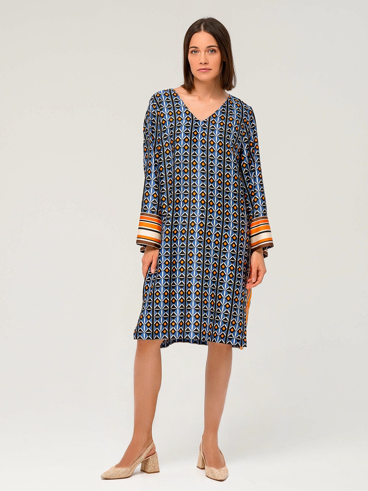 платье-туника с геометрическим принтом