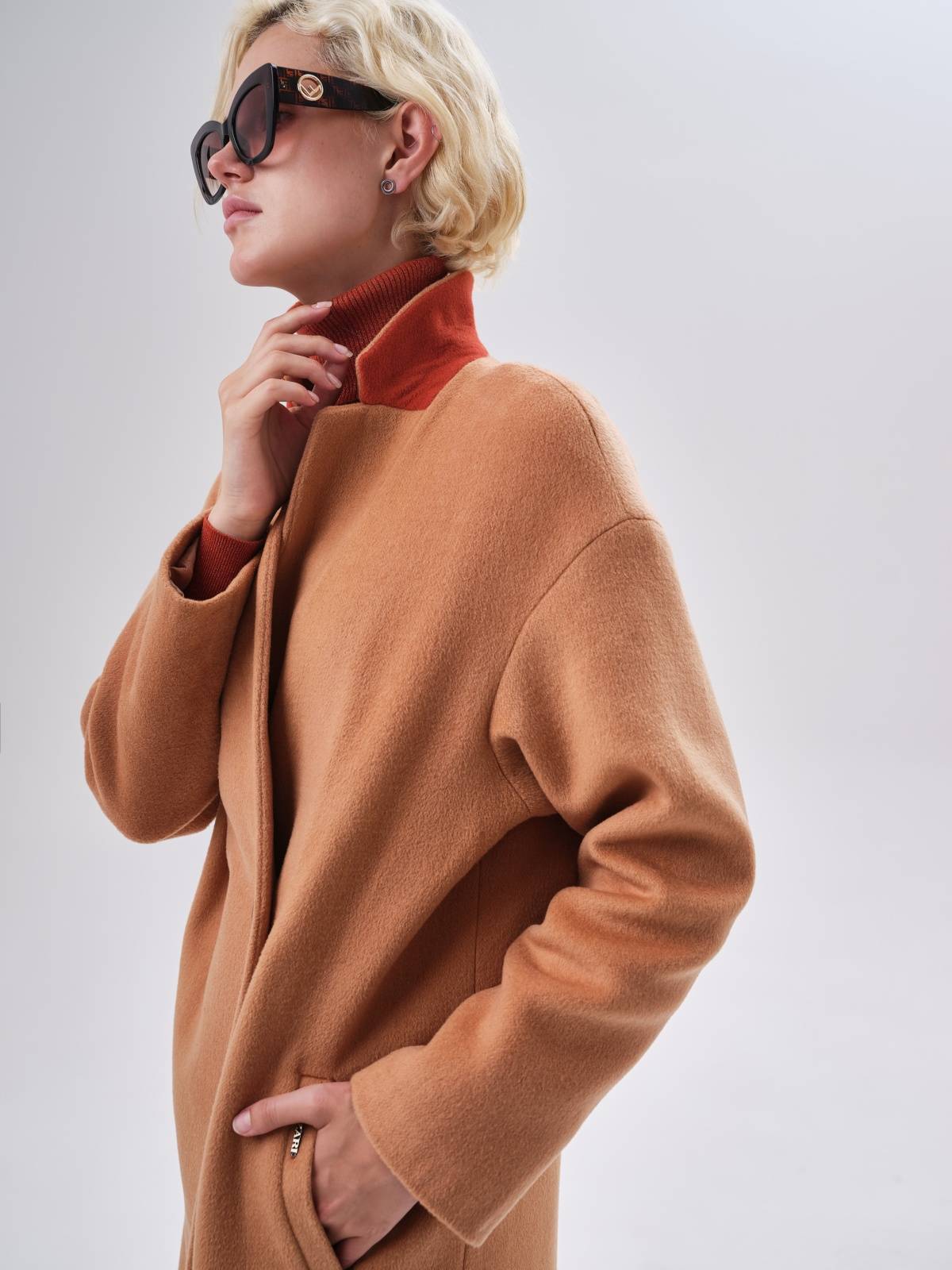 прямое пальто макси на пуговице